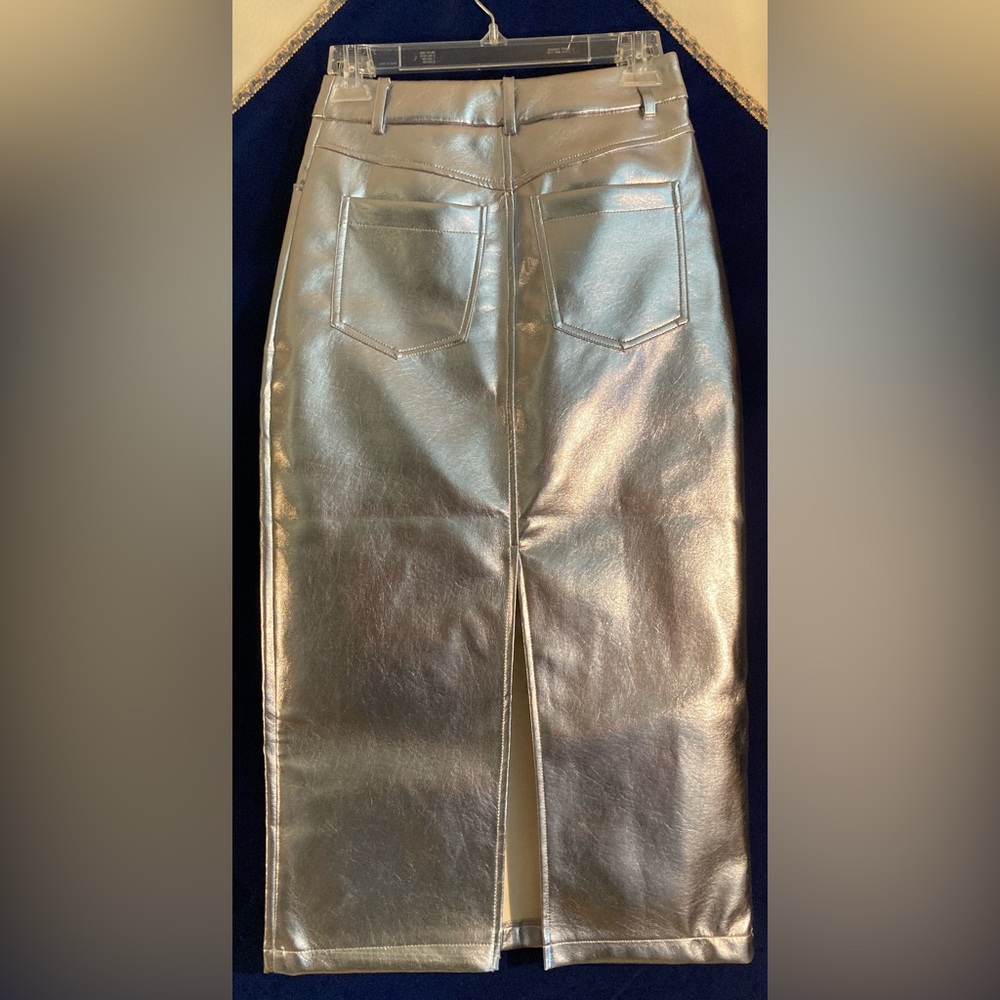 House of Harlow 1960 Silver Midi Skirt - Picture 3 of 4